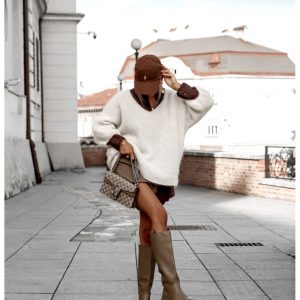 Oversizowy sweter z moherem LOGAN - ecru